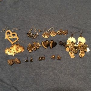 13 pairs of heart themed earrings